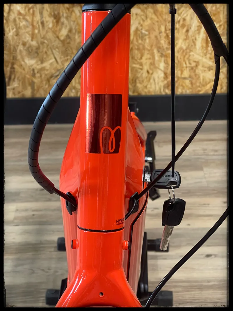 Momentum Vida E+ GTS 25km/h Large Tequila Sunrise 2022-3